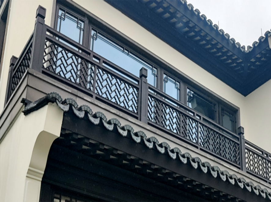 阳台栏杆
